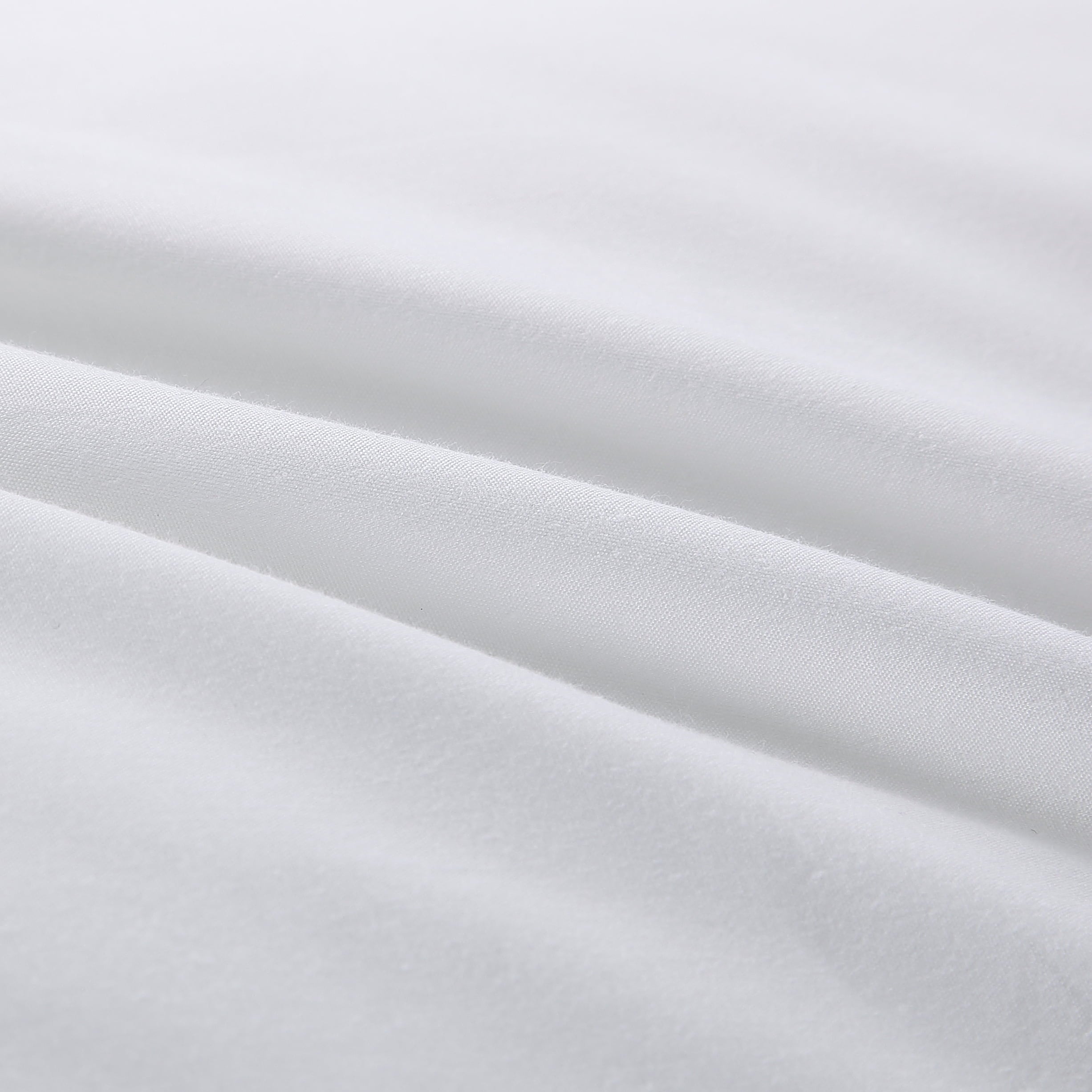 Hotel Collection Bed Pillows King Size Pillows Set of 2, Pillows for Sleeping,Polyester Microfiber Cover,Super Soft Set of 2(... - Hotel Quality Plush Sleeping Pillows Detail