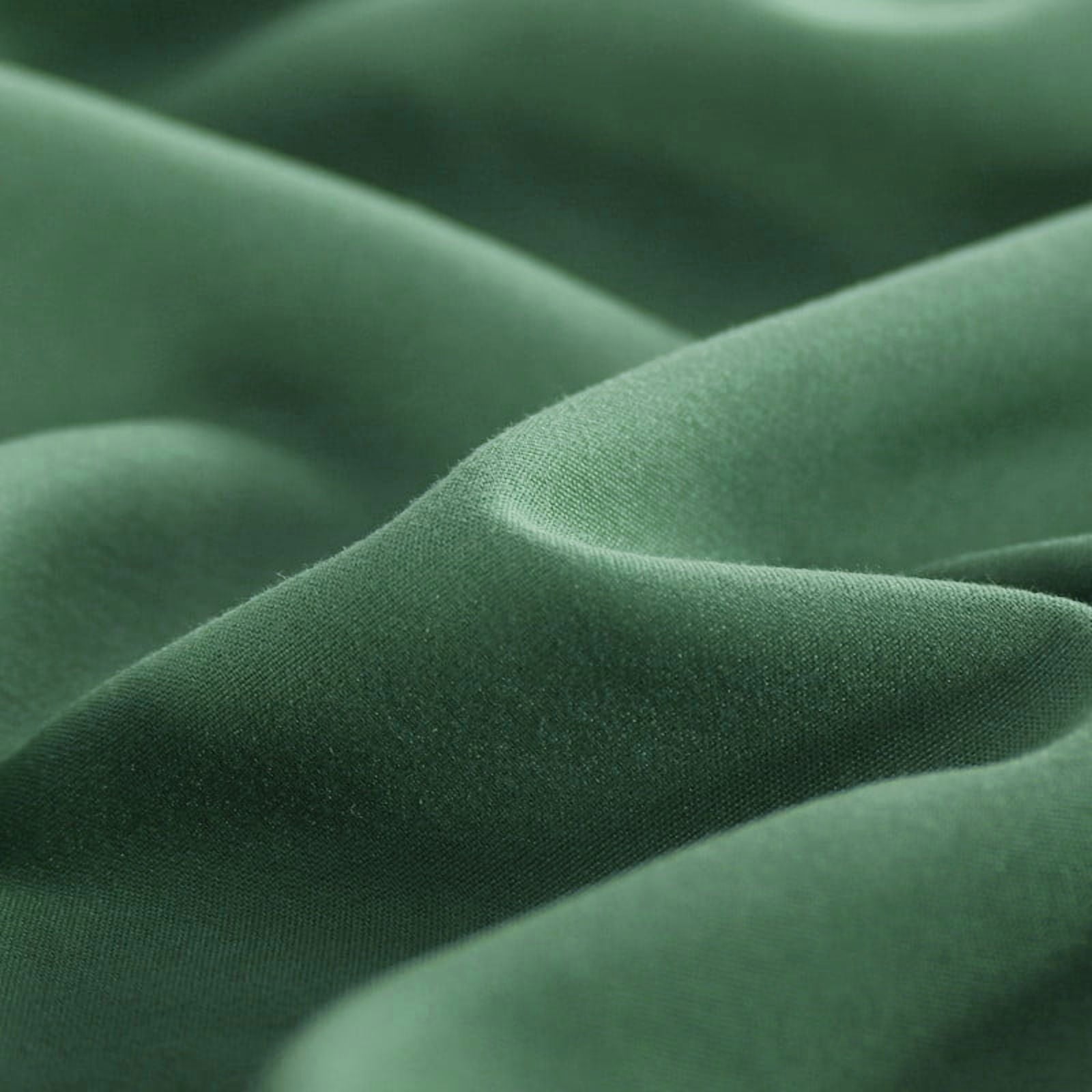 Luxurious Quilted Grass Green/Grey Queen Size Comforter Set,3-Pieces Reversible Comforter Set Soft and Lightweight,All Season Down Alte... - Luxurious Quilted Duvet Cover Set Detail