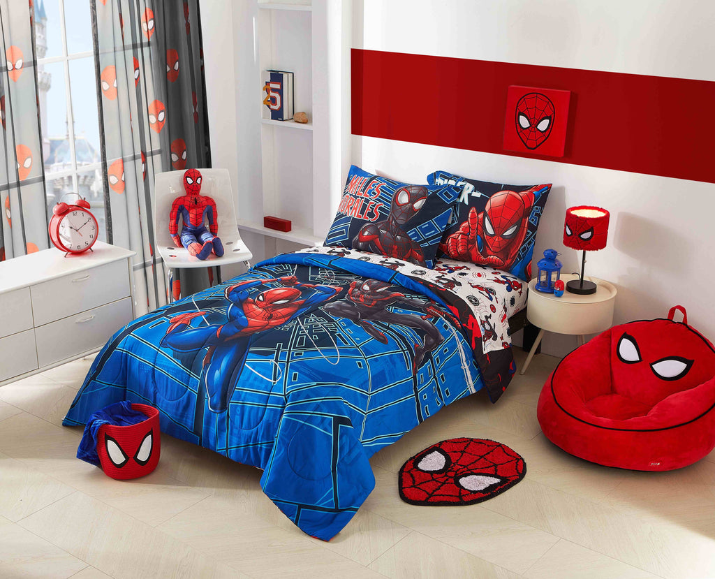Fluffy Down Alternative Spiderman Techno City Kids 2 Piece Blue Reversible Comforter and Pillowcase Set, Twin/Full - All-Season Down Alternative Comforter Insert Detail