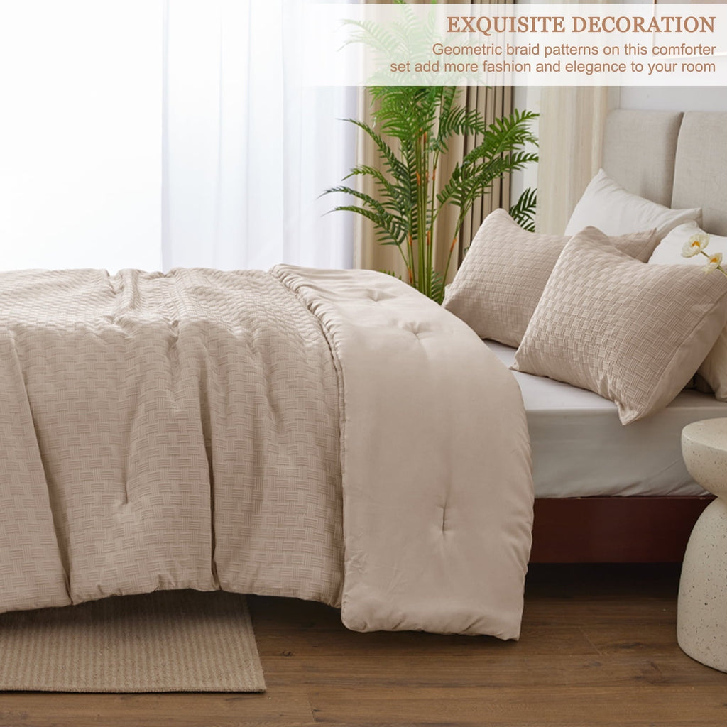 Fluffy Down Alternative 3-Piece Jacquard Braid Ultra Soft King Comforter Set, Luxury Reversible Microfiber Oversized Comforters Bedding Set w... - All-Season Down Alternative Comforter Insert Detail