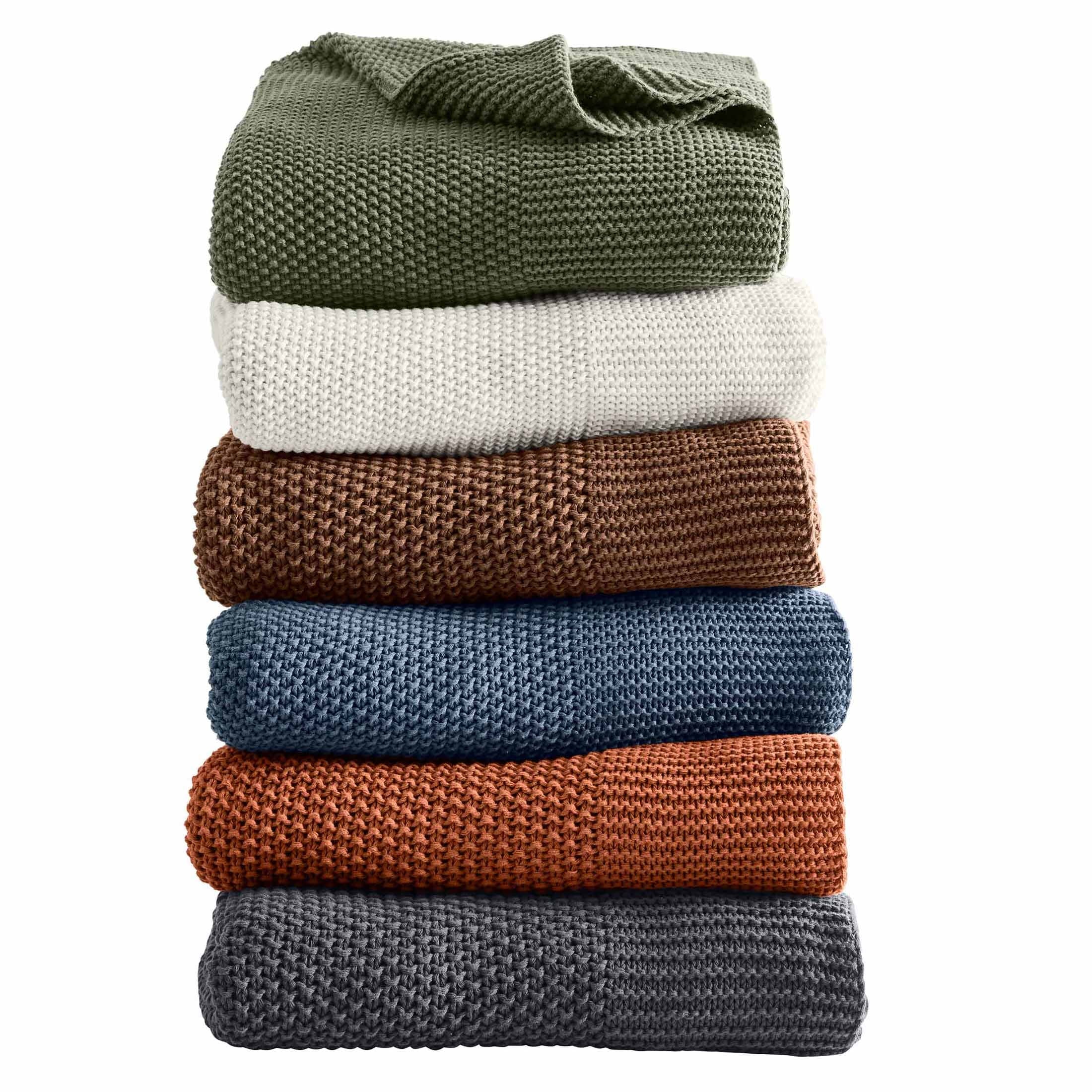 Lightweight Warm Chunky Knit Papyrus Throw, Cotton-Blend, 50"x60", 2.3 lb, All Ages - Cozy Fleece Throw Blanket for Couch & Bed Detail