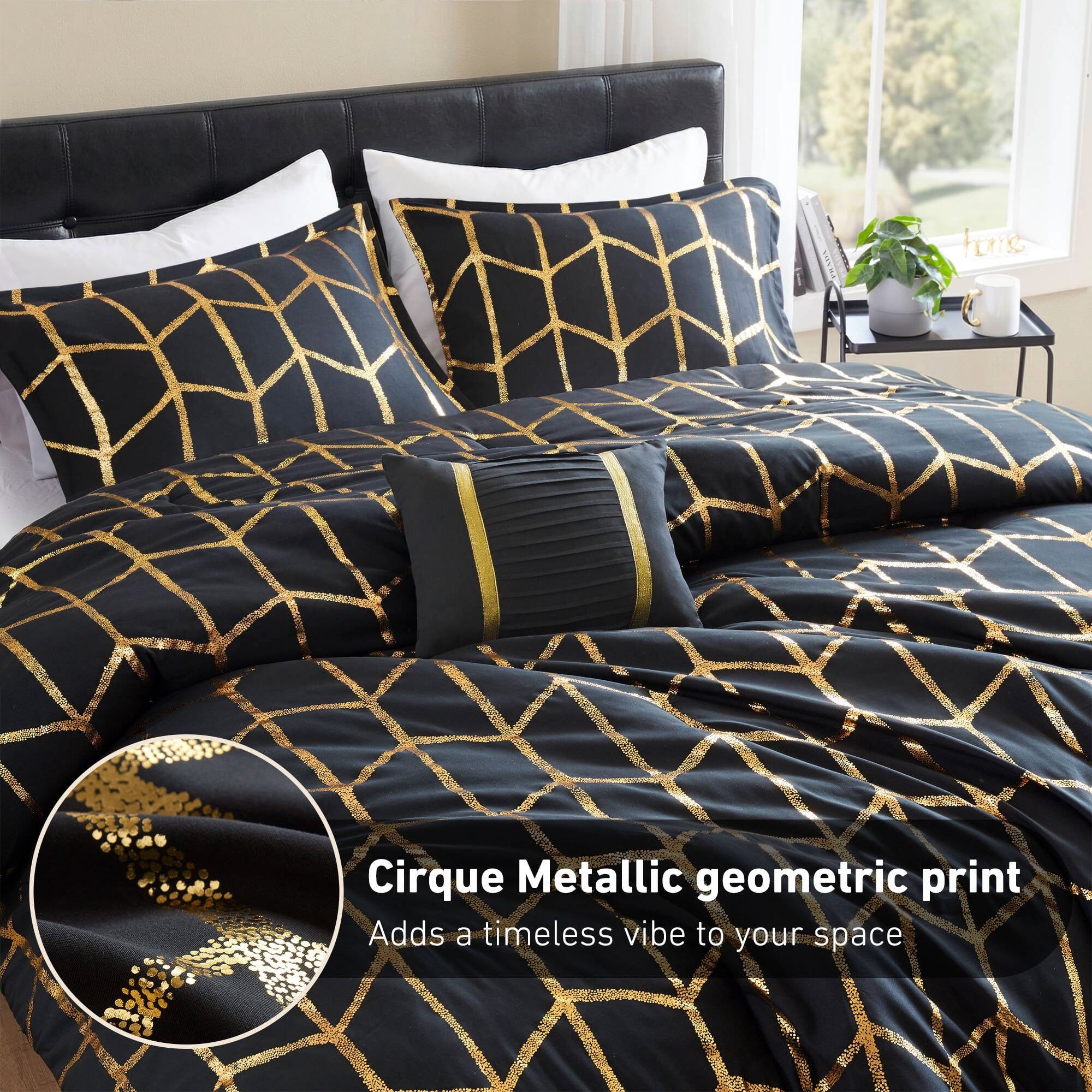 Heavyweight Warmth Full/Queen Size Comforter Set, 4-Piece Bedding Set for All Seasons, Geometric Metallic Comforter Bed Set with Decor P... - Hypoallergenic Ultra-Fluffy Quilt for Winter Detail