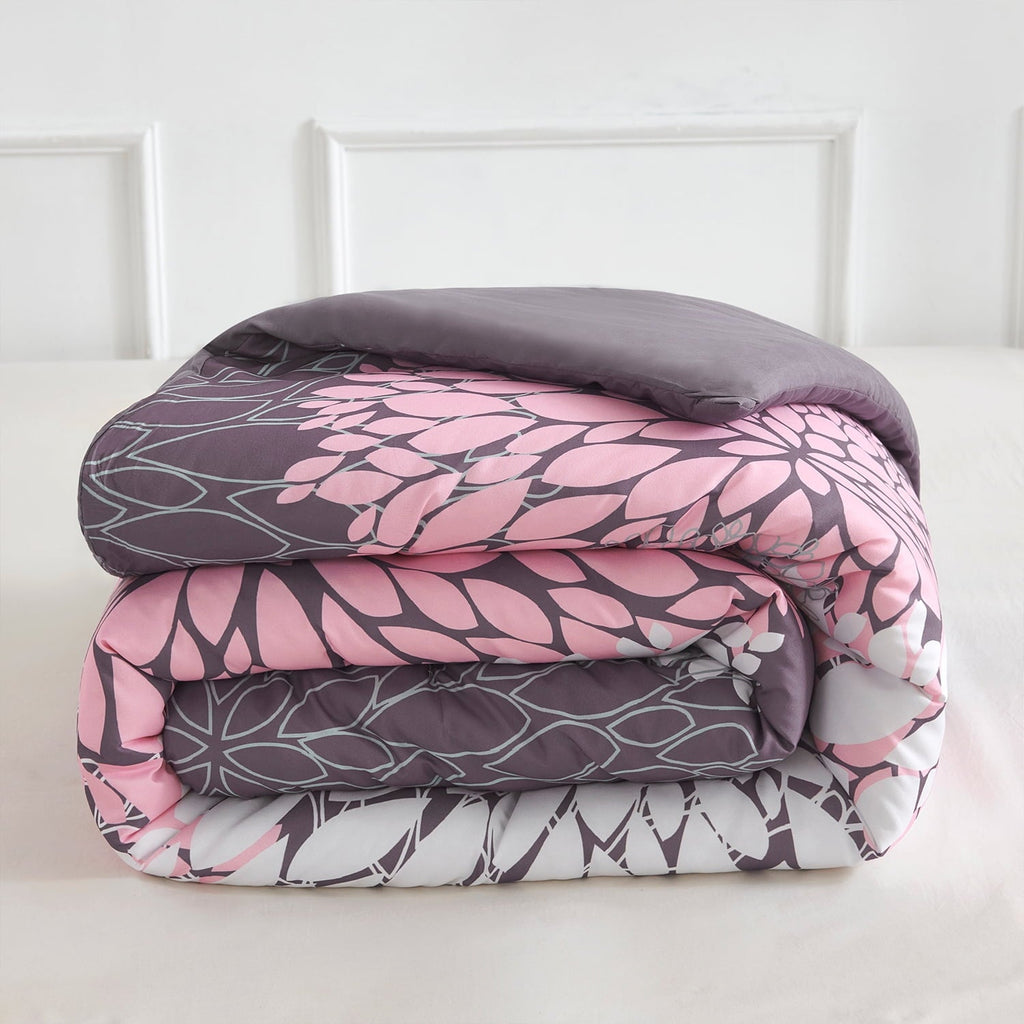 Fluffy Down Alternative 2 Pieces Pink Floral Comforter Set Twin Size, Botanical Bedding Sets with Cute Flowers Printing for Teen Girls - Luxurious Quilted Duvet Cover Set Detail