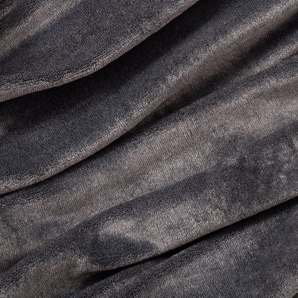 Cozy Fleece Plush Heathered Soft Oversized Throw Blanket, Gray - Cozy Fleece Throw Blanket for Couch & Bed Detail
