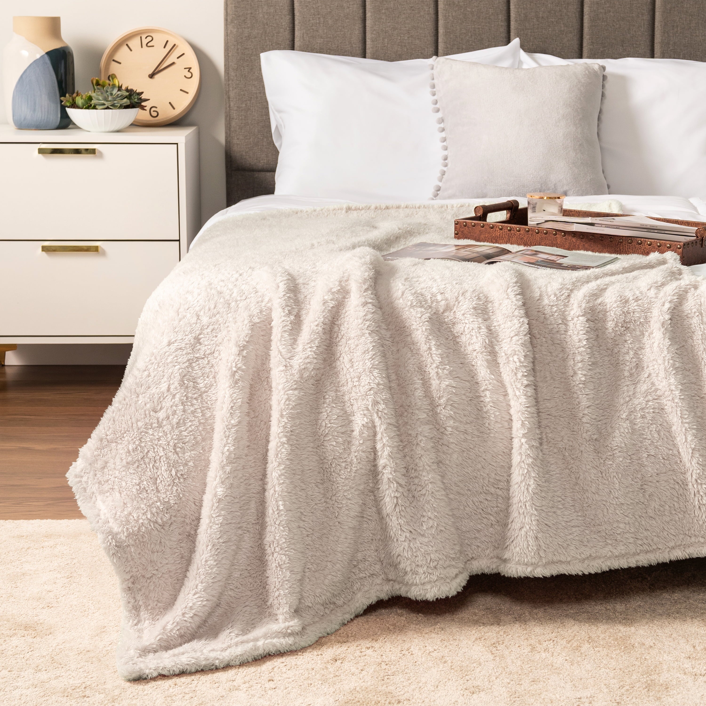 Reversible Sherpa Sherpa Throw Blanket For Couch Sofa, Cream Beige Fluffy Warm Plush Blanket for Bed, Cozy Super Soft Lightweight Throw... - Luxury Knitted Decorative Throw Blanket with Fringes Detail