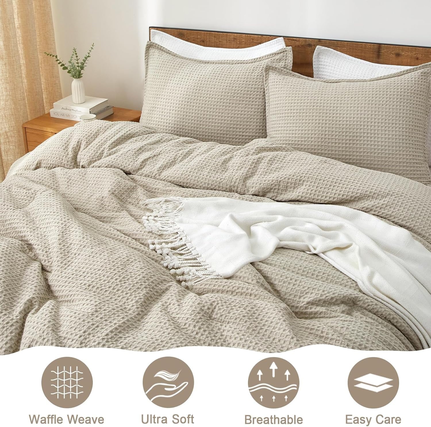 Luxurious Quilted 3-Piece Waffle Weave Comforter Set Queen Size, Lightweight Comfy Bedding Set for All Season, Ultra Soft Textured 1 Co... - Cloud-Like Soft Lightweight Bed Comforter Detail