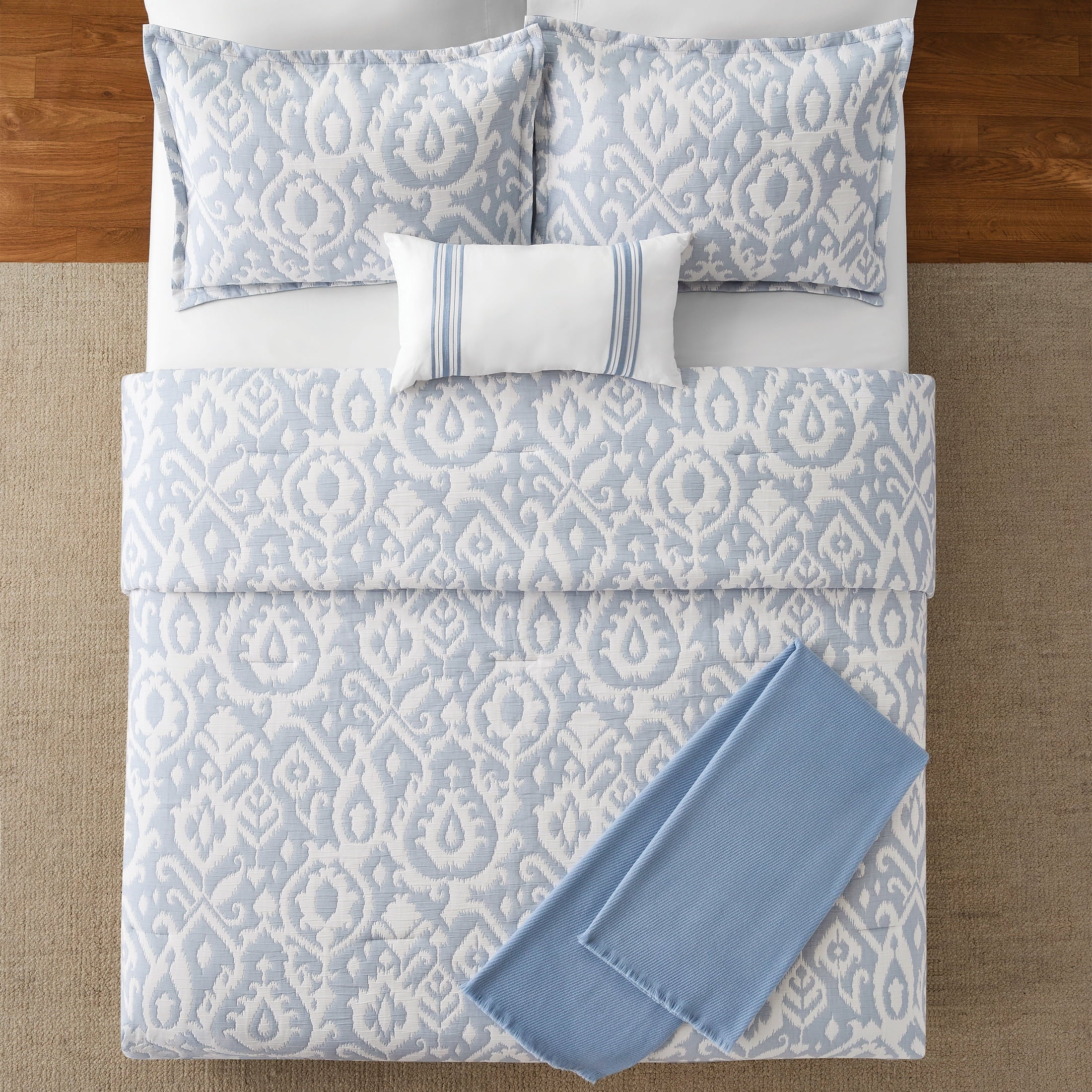 Heavyweight Warmth Full/Queen Comforter Set, All-Season, 5-Piece, Blue Matelasse Ikat - Luxurious Quilted Duvet Cover Set Detail