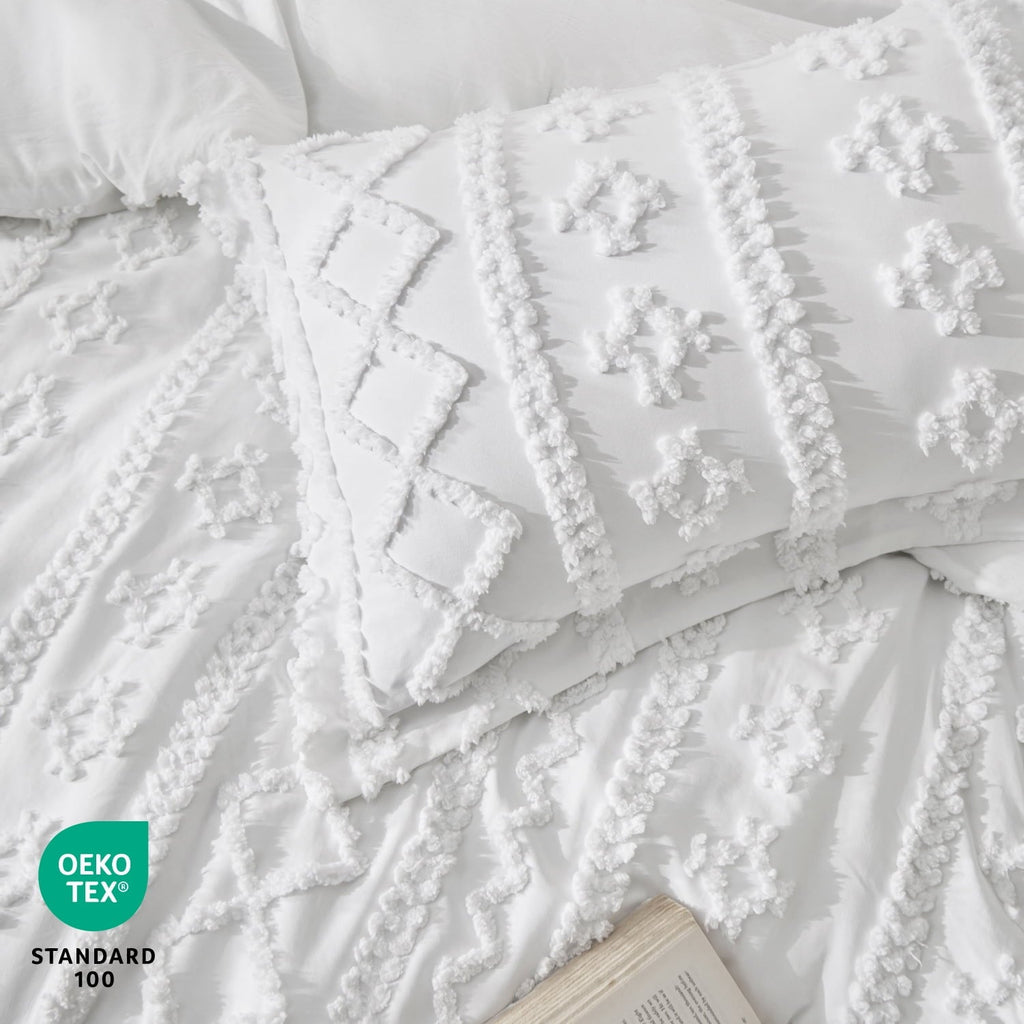 Heavyweight Warmth Tufted Boho Comforter Set, 2 Pieces Farmhouse Shabby Chic Embroidery Bed Set, Soft Jacquard Comforter for All Seasons... - All-Season Down Alternative Comforter Insert Detail