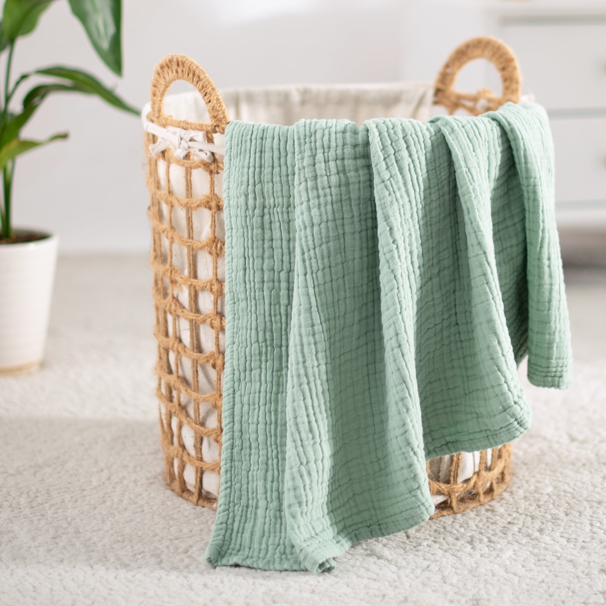 Reversible Sherpa 100% Cotton Muslin Throw Blanket Gauze Blankets for Adults Soft Throws for Bed and Couch, 50" x 70" Sage Green - Cozy Fleece Throw Blanket for Couch & Bed Detail