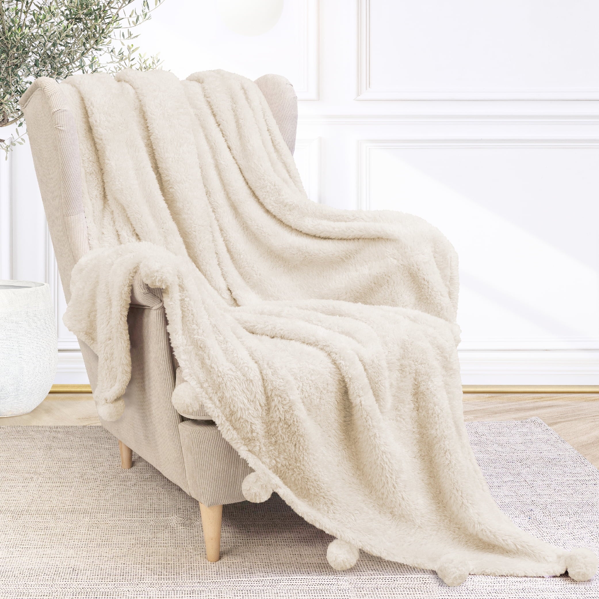 Reversible Sherpa Ivory Cream Sherpa Throw Blanket with Soft Pom Pom Fringe, Plush Cozy Warm Blankets for Couch Bed Sofa, Fuzzy Fleece ... - Luxury Knitted Decorative Throw Blanket with Fringes Detail