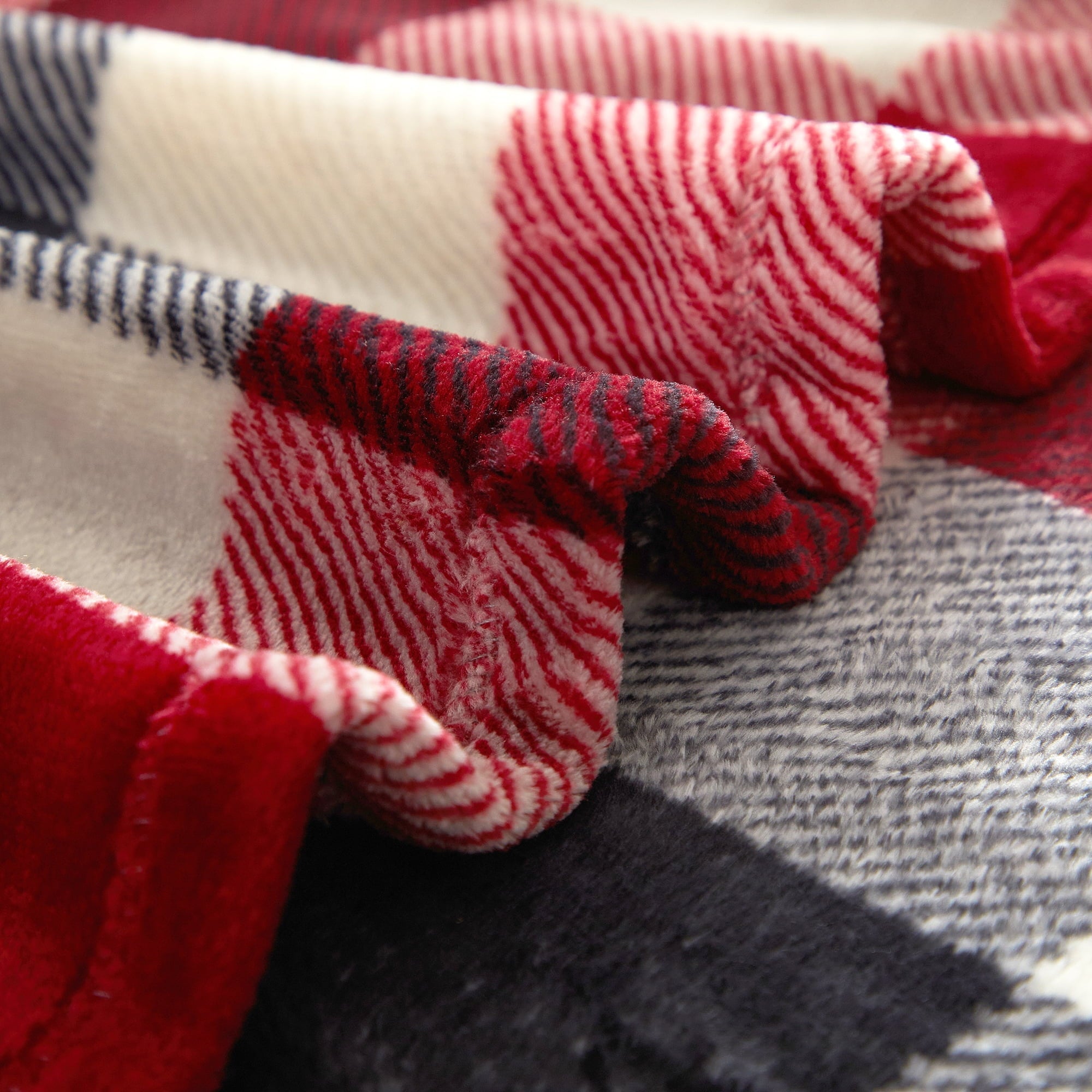 Reversible Sherpa Cozy Plush Throw Blanket, Red Plaid 50" x 60" All Ages - Luxury Knitted Decorative Throw Blanket with Fringes Detail