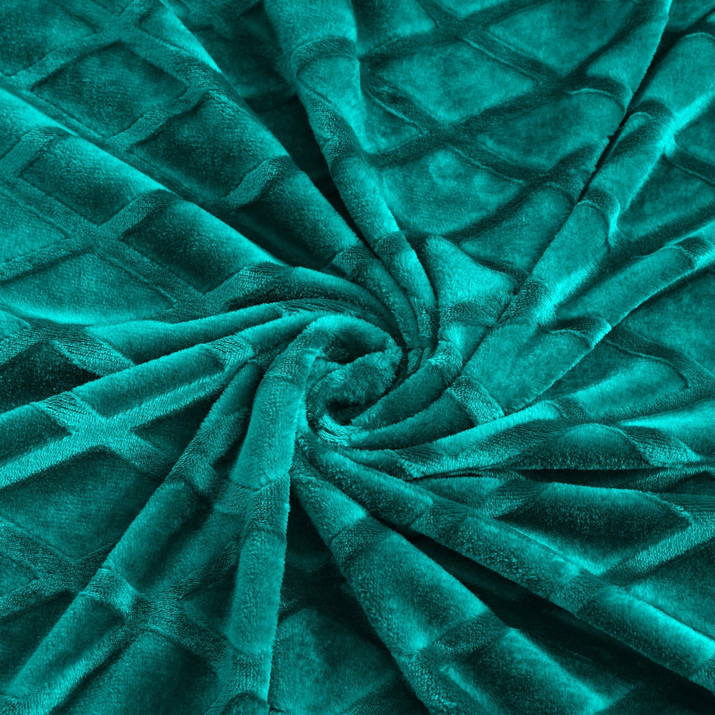 Decorative Knitted Large Soft Throw Blanket for Couch, 50x70 Inches Diamond Geometry Pattern Velvet Fleece Blanket, Cozy, Warm and Light... - Lightweight Plush Warm Blanket for All Seasons Detail