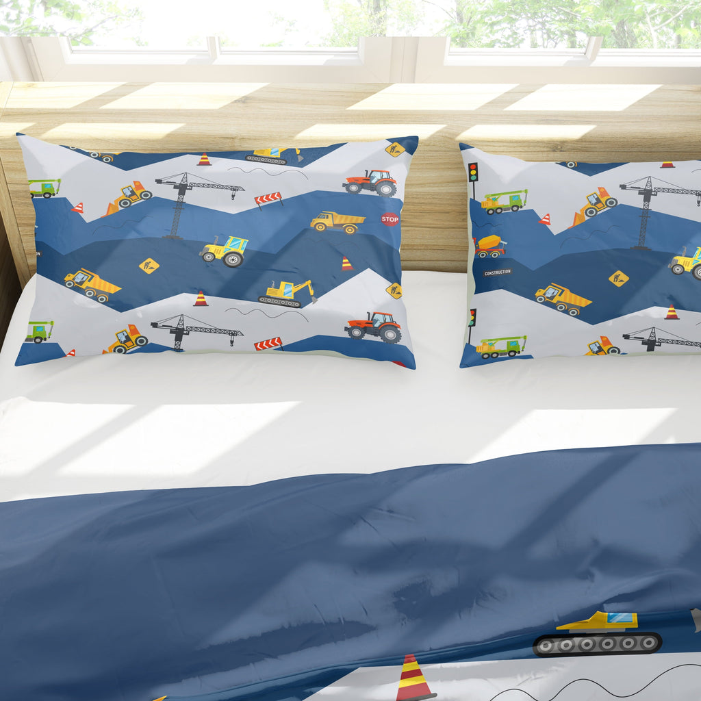 Luxurious Quilted Car Comforter Set Construction Bedding Set for Boys Kids Trucks Comforter Cartoon Car Excavator Tractor Blue 3Pcs Twin - Luxurious Quilted Duvet Cover Set Detail