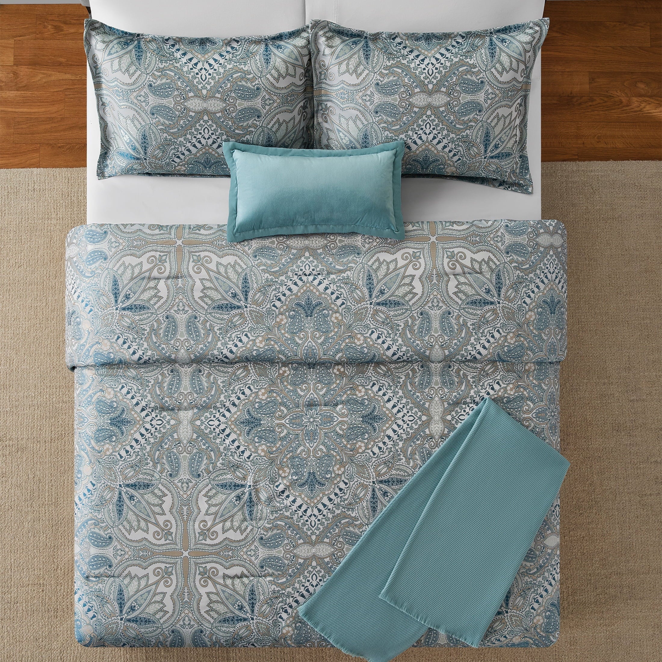 Heavyweight Warmth Full/Queen Comforter Set, All-Season, 5-Piece, Teal Jacquard Medallion - Luxurious Quilted Duvet Cover Set Detail