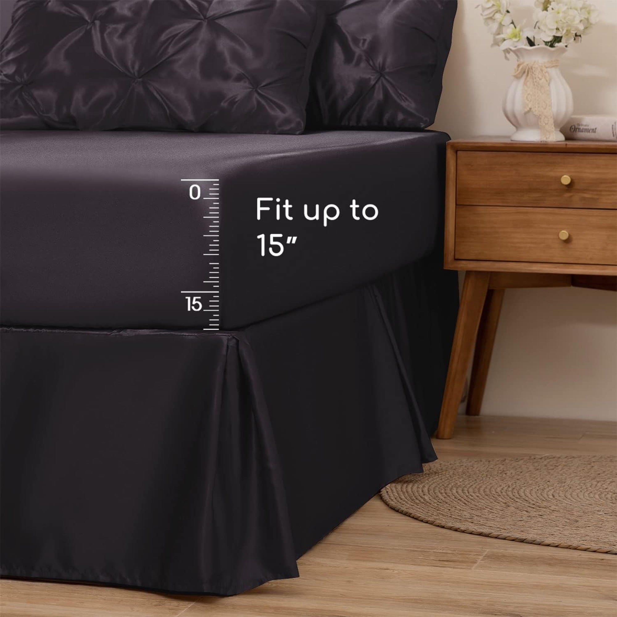 All-Season Satin Comforter Set 7 Pieces Queen Size - Luxurious Pinch Pleat Bed in a Bag with Satin Comforter, Satin Sheets, Sati... - Luxurious Quilted Duvet Cover Set Detail