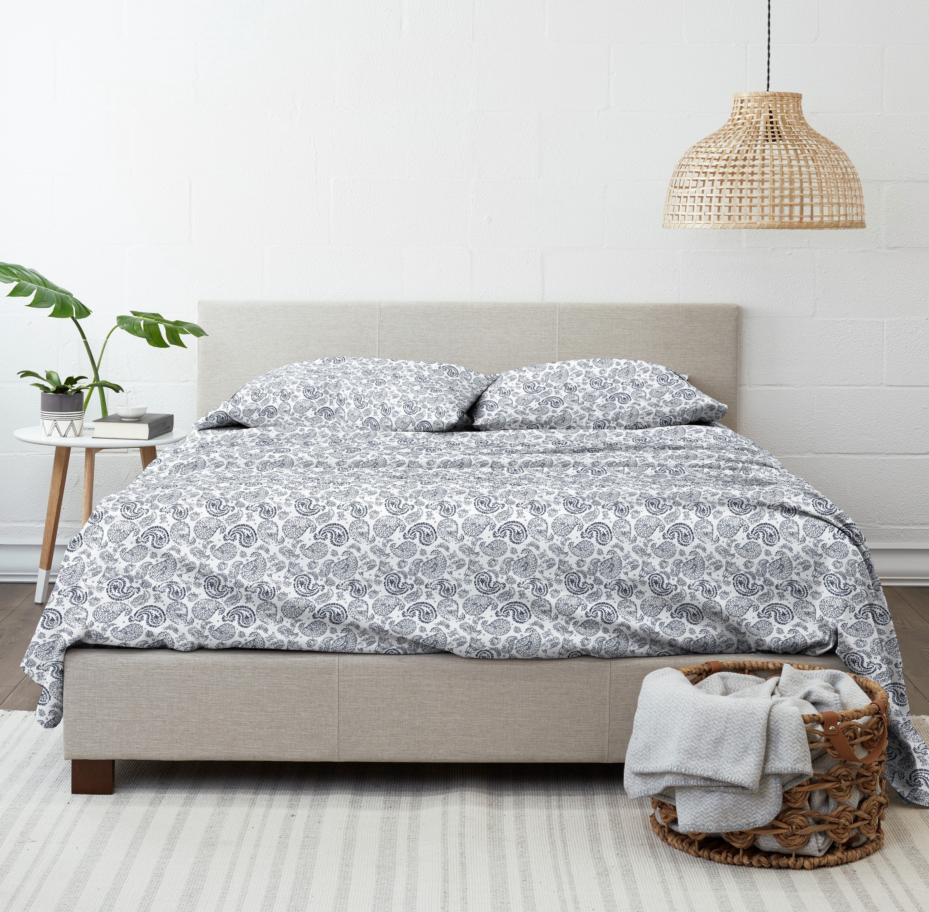 Ultra-Soft 4 Piece Pattern Microfiber Bed Sheets Set, Navy Coarse Paisley, Full - Luxury Bed Sheet Set with Deep Pockets Detail